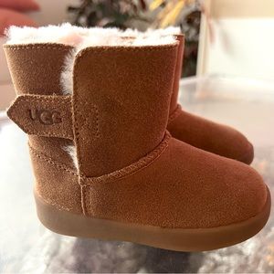 Like new Ugg boots. Toddler Size 04/05. Color: Chestnut. No box
